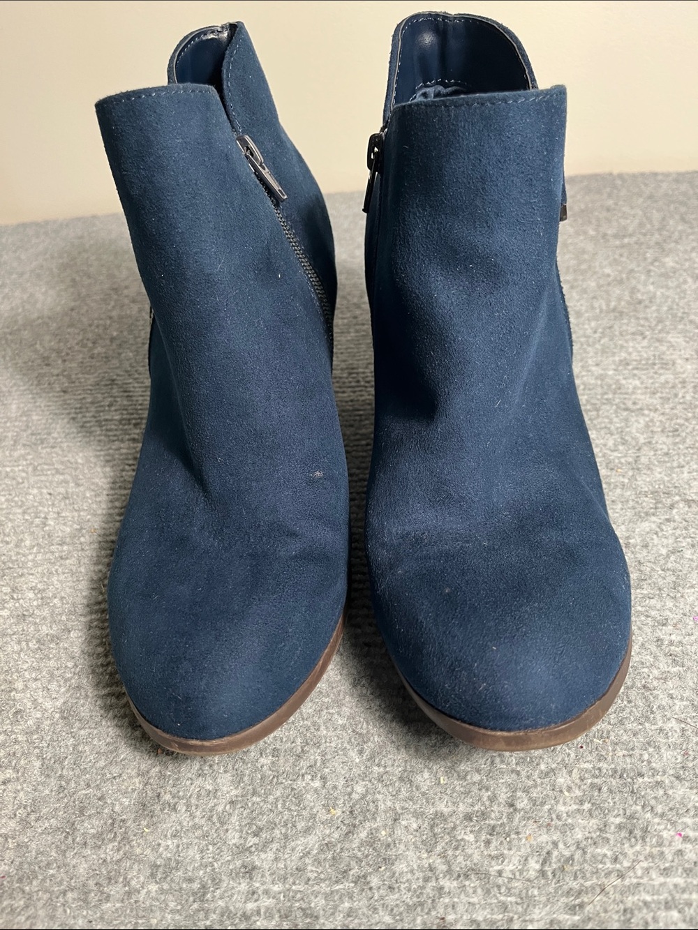 Style & Co. Navy Suede Ankle Booties with Side Zipper. Defect of right shoe.
